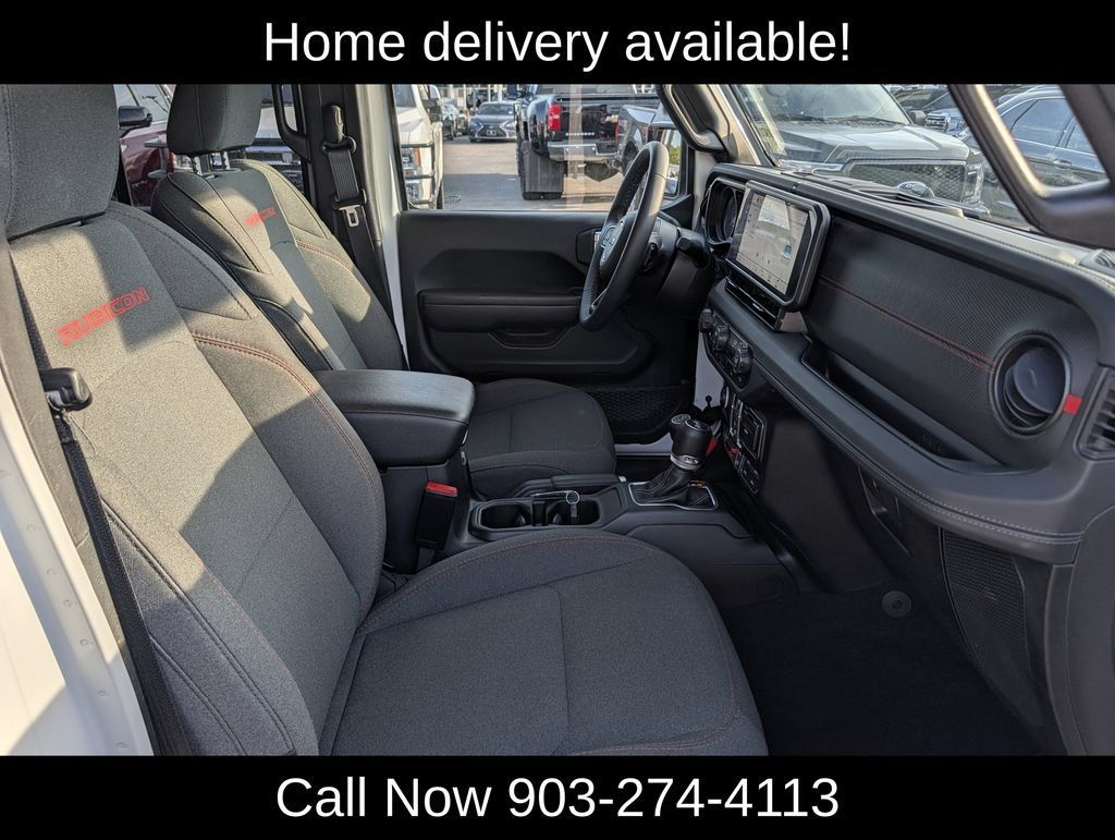 Used 2026 Jeep Wrangler Unlimited Rubicon AWD/4WD image 29