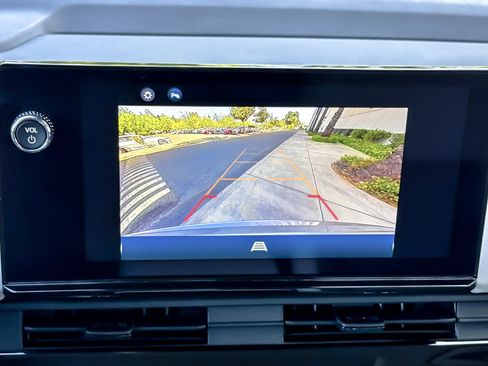 Used 2025 Honda Prologue Touring image 26