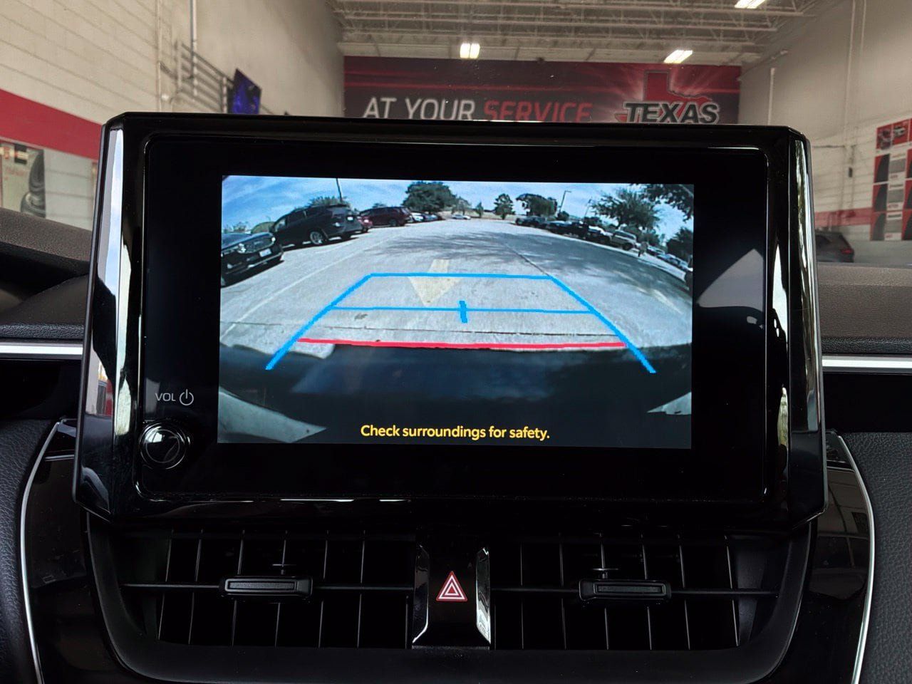 Used 2026 Toyota Corolla LE FWD image 33
