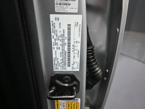 Used 2019 Ford F150 XL w/ Equipment Group 101A Mid RWD image 19