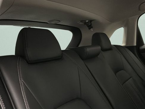 Certified 2024 Honda HR-V EX-L image 18