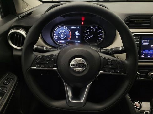 Used 2020 Nissan Versa SV image 22