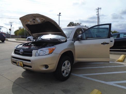 Used 2008 Toyota RAV4 2WD image 26