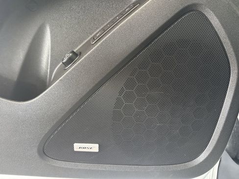 Used 2022 Chevrolet Equinox Premier image 24