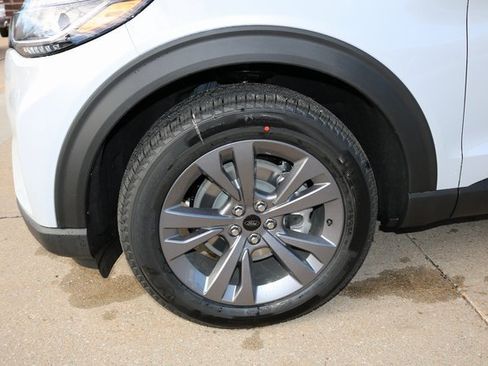 New 2026 Ford Explorer Active w/ Active Comfort Package image 26