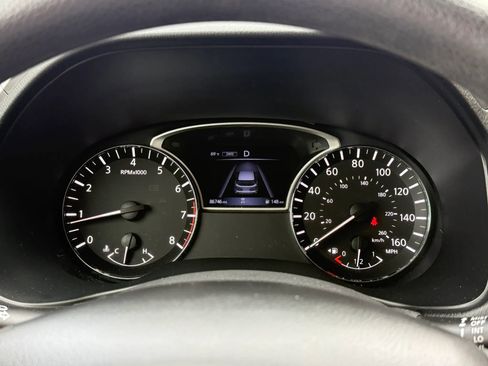 Used 2019 Nissan Pathfinder S AWD/4WD image 44