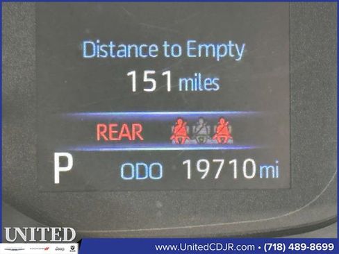 Used 2022 Toyota Corolla LE image 31