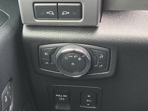 Used 2020 Ford F150 Platinum w/ Equipment Group 701A Luxury AWD/4WD image 20