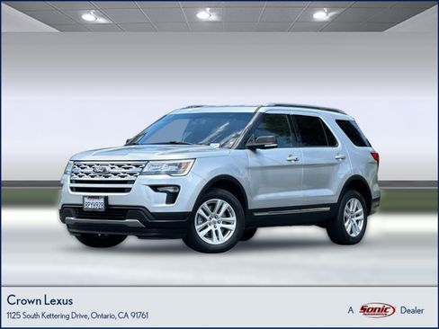 Used 2018 Ford Explorer XLT w/ Equipment Group 201A AWD/4WD image 1