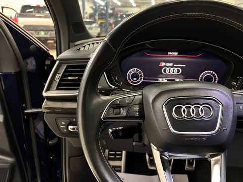 Used 2018 Audi SQ5 Premium Plus w/ Navigation Package image 12