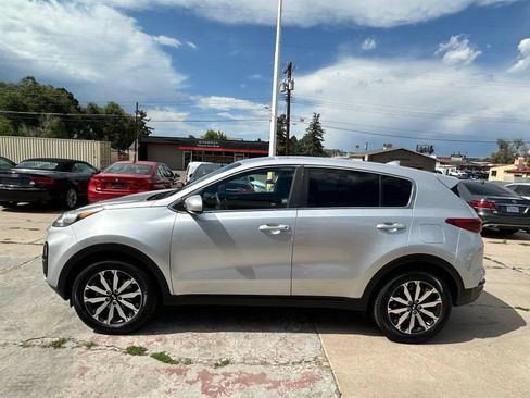 Used 2021 Kia Sportage LX AWD/4WD image 4
