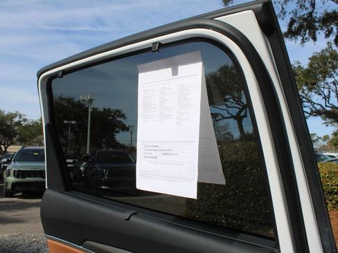 Used 2024 Kia Telluride SX Prestige X-Line image 28