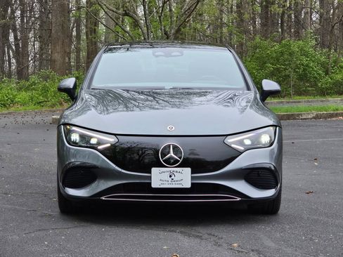 Used 2023 Mercedes-Benz EQE 350+ 4MATIC Sedan w/ Exclusive Trim Package image 9