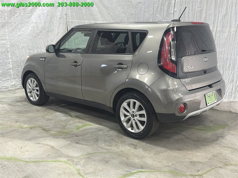 Used 2019 Kia Soul + FWD image 32