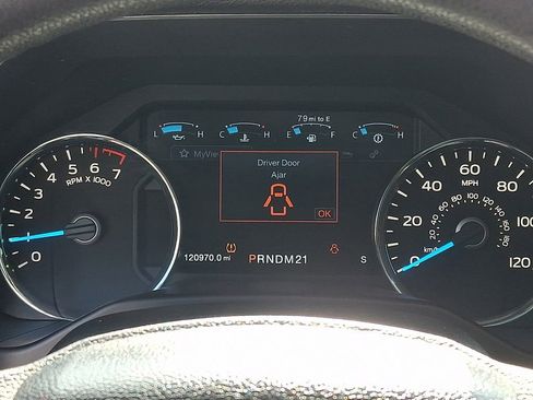 Used 2016 Ford F150 Lariat image 19