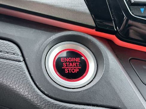 Used 2023 Honda Odyssey Sport image 11