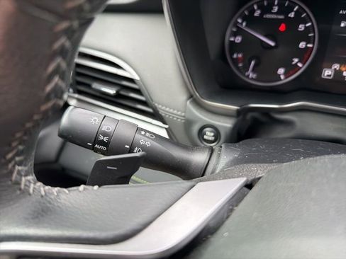 Used 2023 Subaru Outback Onyx Edition image 39