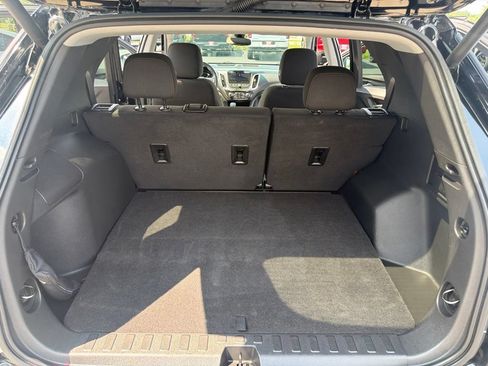 Used 2023 Chevrolet Equinox LT AWD/4WD image 19