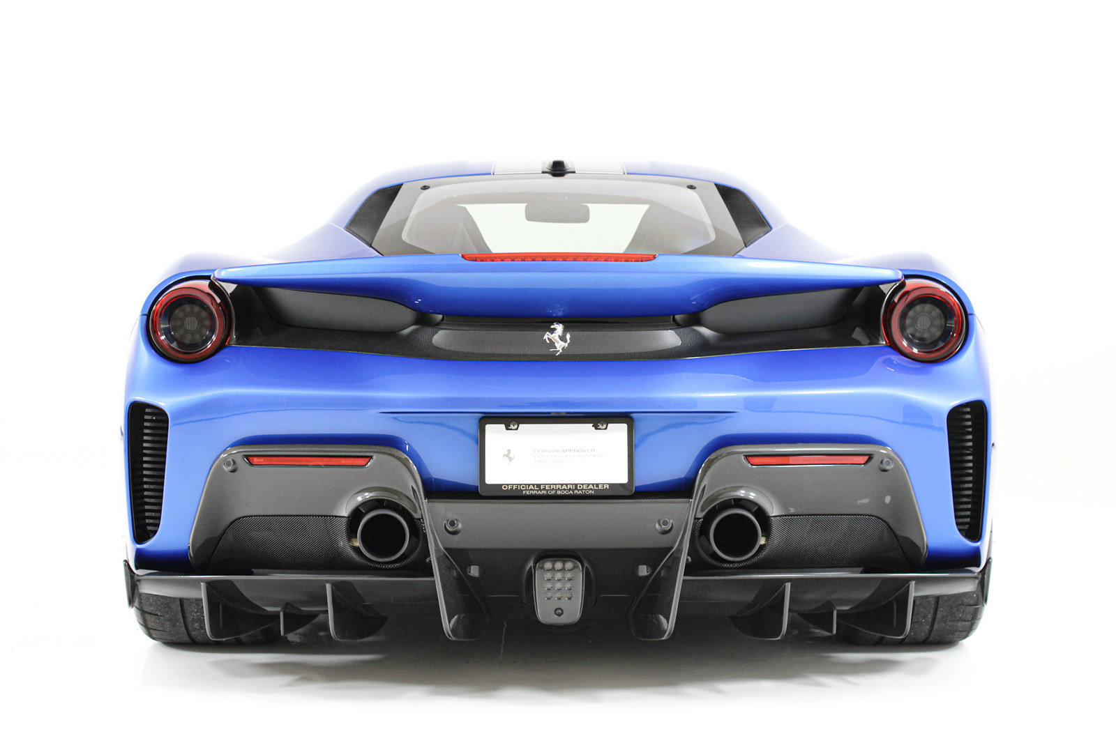 Used 2020 Ferrari 488 Pista Coupe RWD image 5