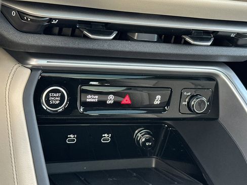 New 2025 Audi Q5 Prestige image 20