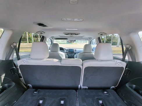 Used 2017 Honda Pilot Touring image 55
