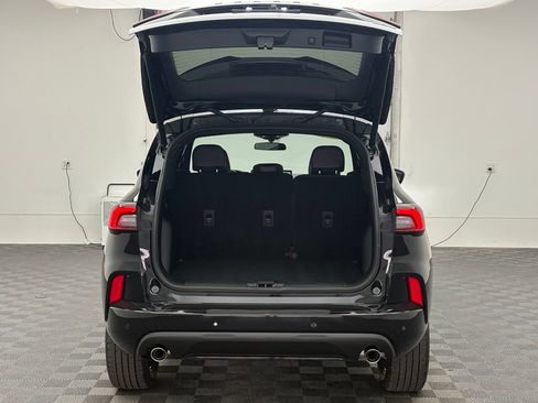 Used 2023 Ford Escape ST-Line Select w/ Tech Pack #2 AWD/4WD image 9