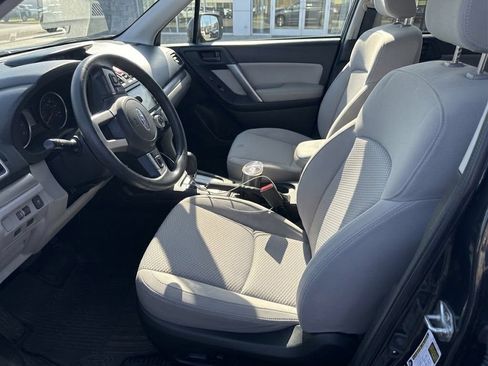 Used 2017 Subaru Forester 2.5i Premium w/ All-Weather Package AWD/4WD image 3