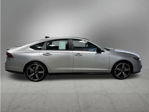 Certified 2026 Honda Accord Sport image 7
