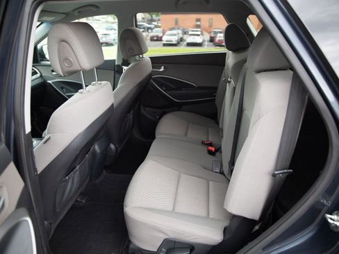 Used 2018 Hyundai Santa Fe SE AWD/4WD image 20