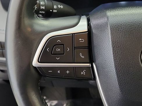 Used 2023 Toyota Highlander Limited FWD image 26