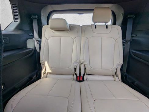 New 2026 Jeep Grand Cherokee L Limited image 17