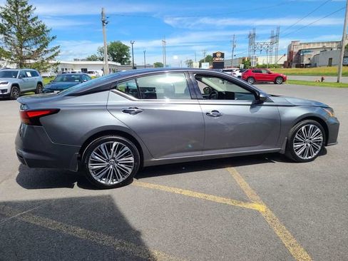 Used 2023 Nissan Altima 2.5 SL AWD/4WD image 6