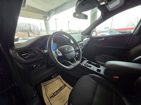 Used 2023 Ford Escape ST-Line w/ Tech Pack #1 image 10