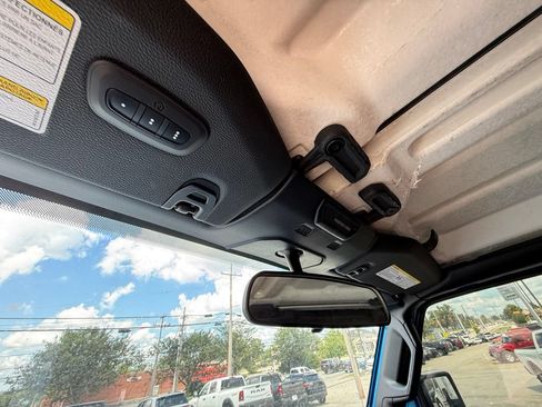 Used 2021 Jeep Gladiator Sport AWD/4WD image 23