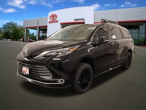 New 2026 Toyota Sienna Platinum AWD/4WD image 7