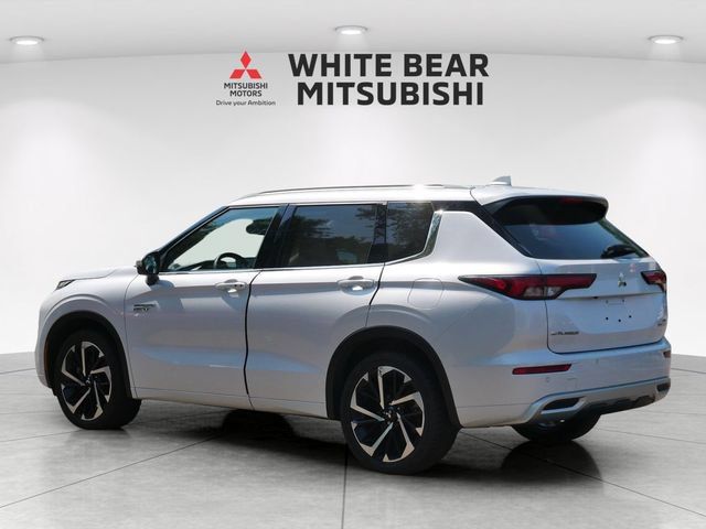 Used 2024 Mitsubishi Outlander SEL AWD/4WD image 4