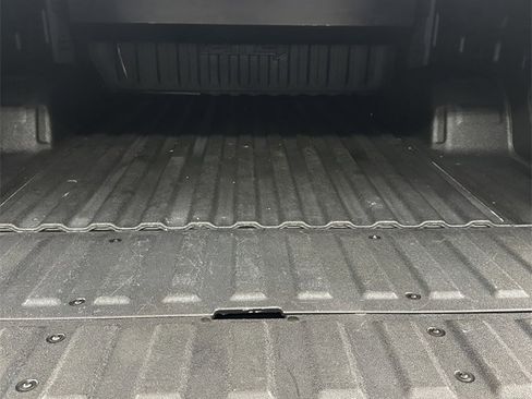 Used 2023 GMC Sierra 1500 AT4 w/ Technology Package image 34