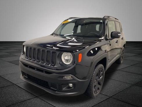Used 2018 Jeep Renegade Altitude image 3