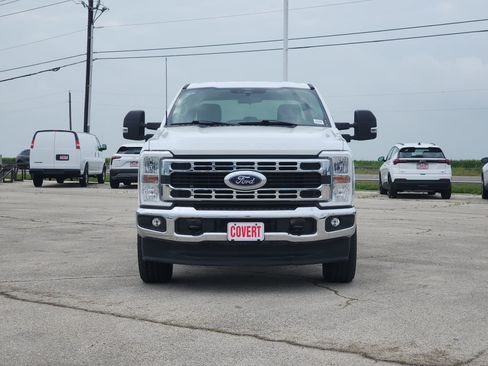 Used 2024 Ford F250 XLT w/ FX4 Off-Road Package AWD/4WD image 2