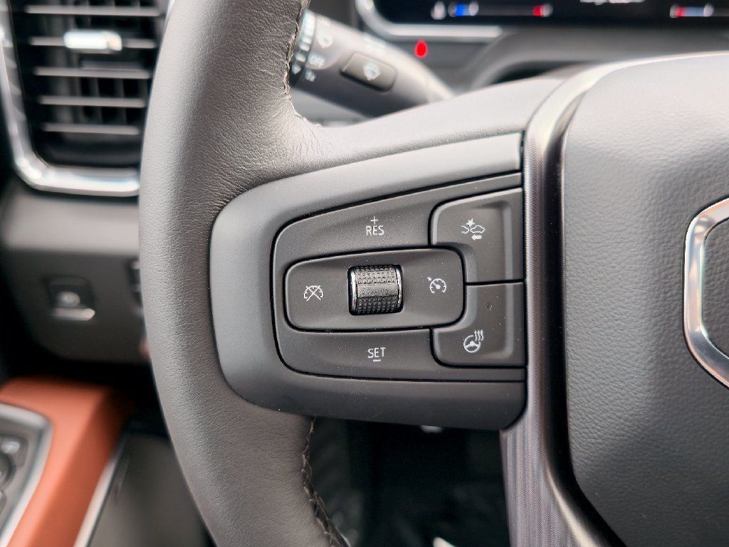 New 2026 GMC Sierra 2500 Denali Ultimate AWD/4WD image 17