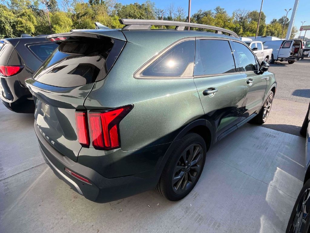 Used 2022 Kia Sorento SX Prestige AWD/4WD image 2