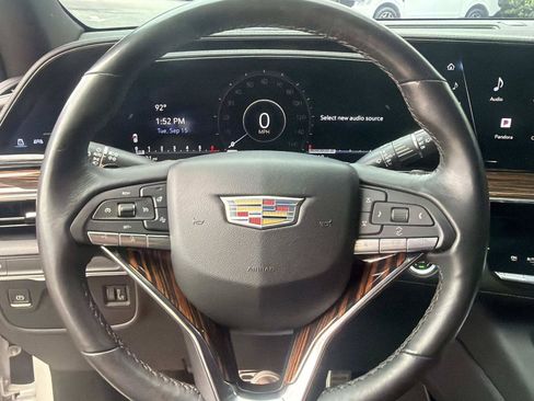 Used 2023 Cadillac Escalade Luxury RWD image 28