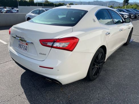 Used 2018 Maserati Ghibli image 3
