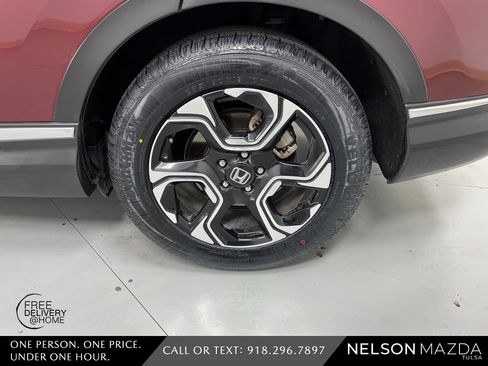 Used 2018 Honda CR-V Touring image 12