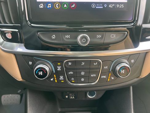 Used 2023 Chevrolet Traverse Premier w/ LPO, Floor Liner Package image 18