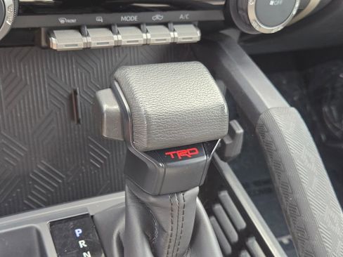 Used 2024 Toyota Tacoma TRD Off-Road AWD/4WD image 28