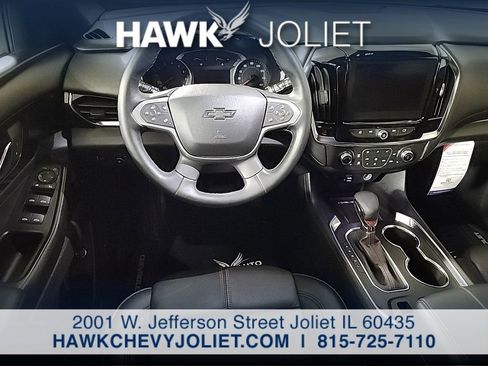 Used 2023 Chevrolet Traverse RS AWD/4WD image 16