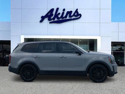 Used 2022 Kia Telluride EX w/ EX Premium Package