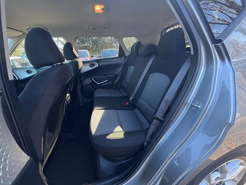 Used 2025 Kia Soul LX w/ LX Technology Package image 22