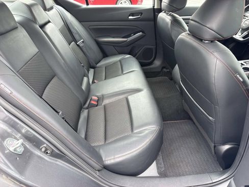 Used 2024 Nissan Altima 2.5 SR FWD image 26